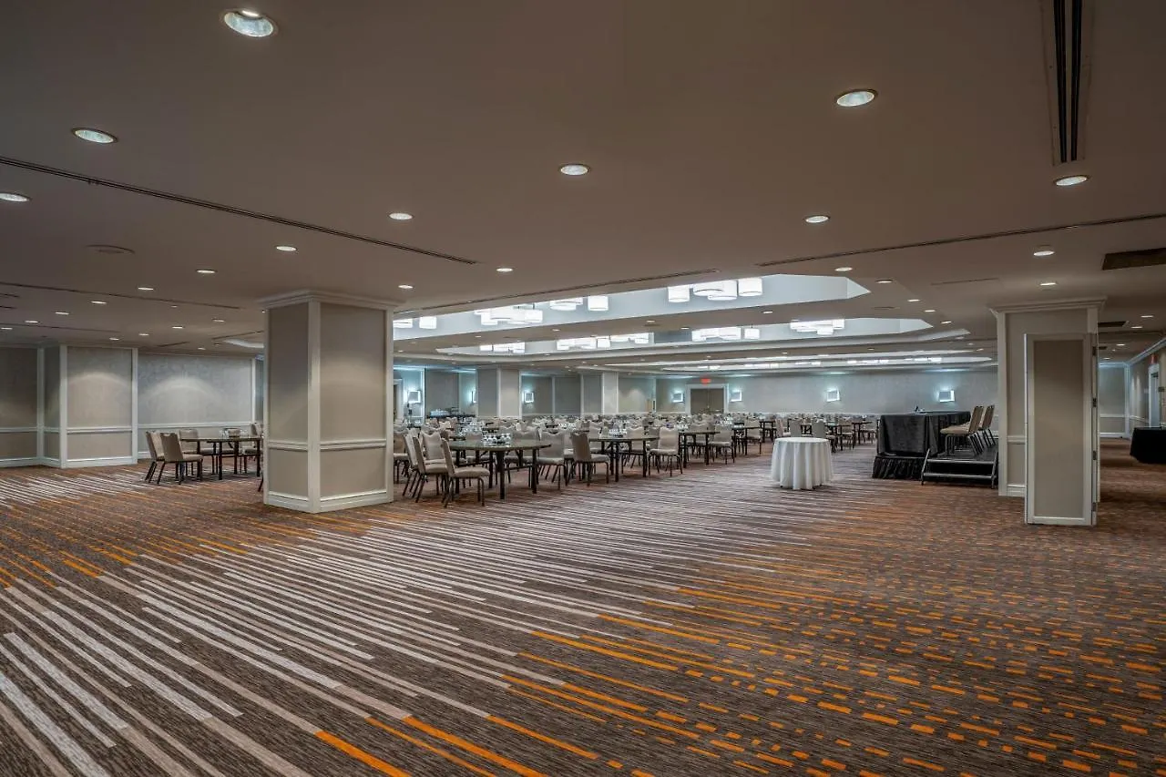 Delta Hotels By Marriott Montreal