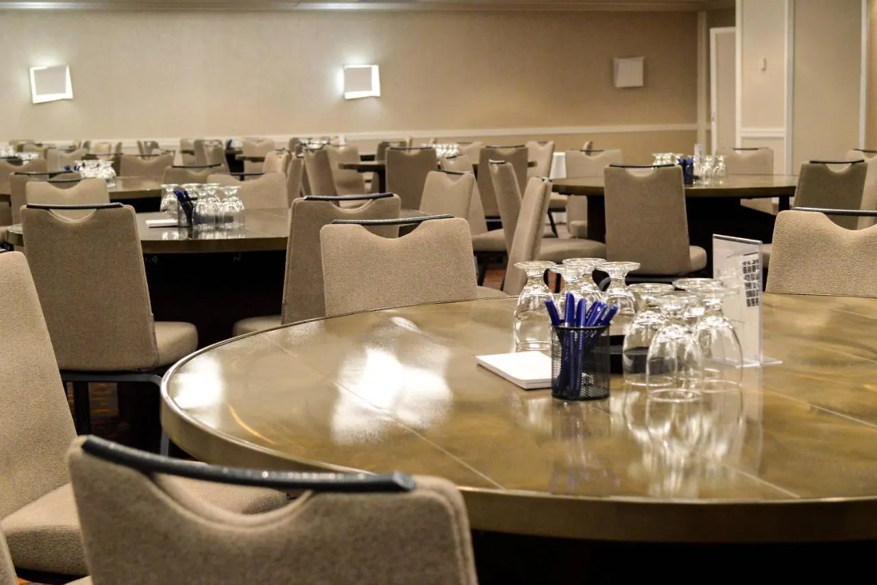 Delta Hotels By Marriott Montreal