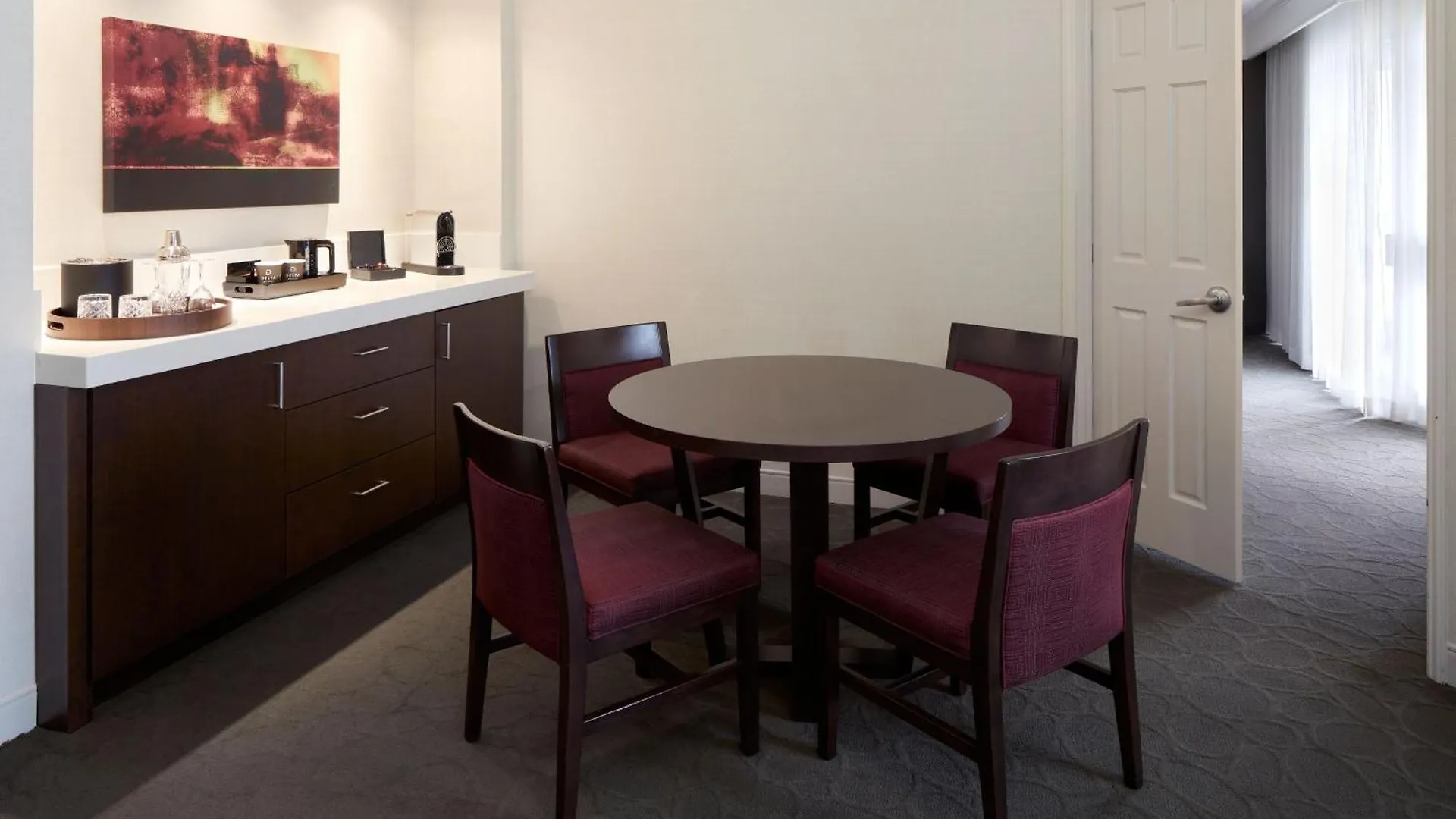 Delta Hotels By Marriott Montreal